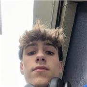 Soy una persona muy activa, comprensiva y me encanta enseñar